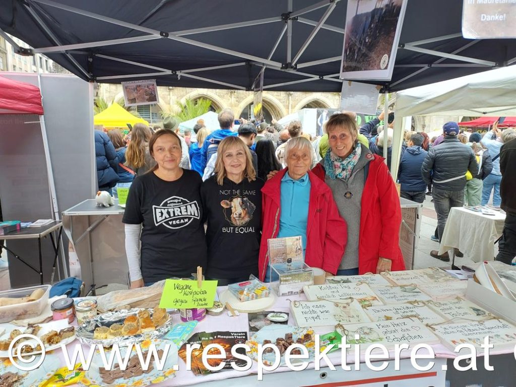 Vegane Wiesn - RespekTiere Internationl-Zelt!